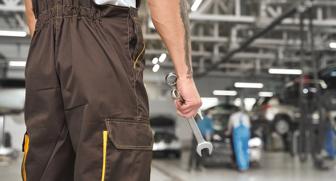 Hall lighting – efficiency and safety